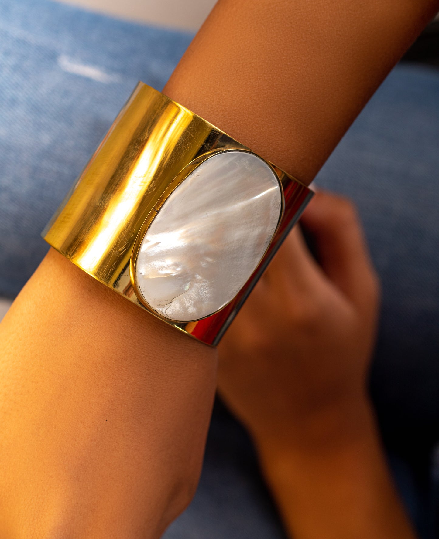 إسورة نسائية