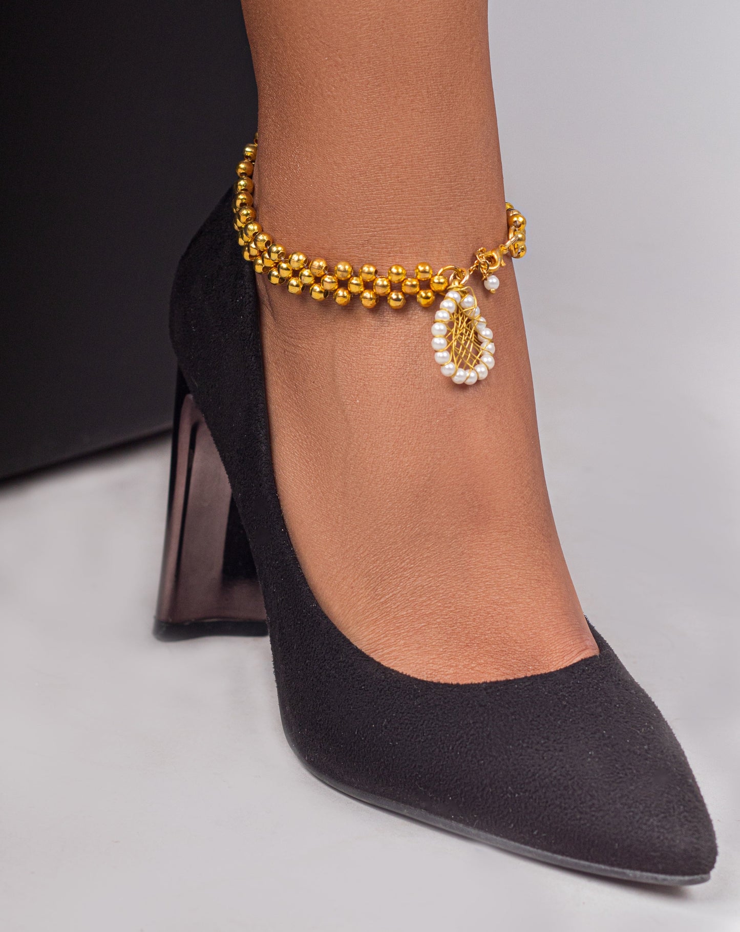 Anklet