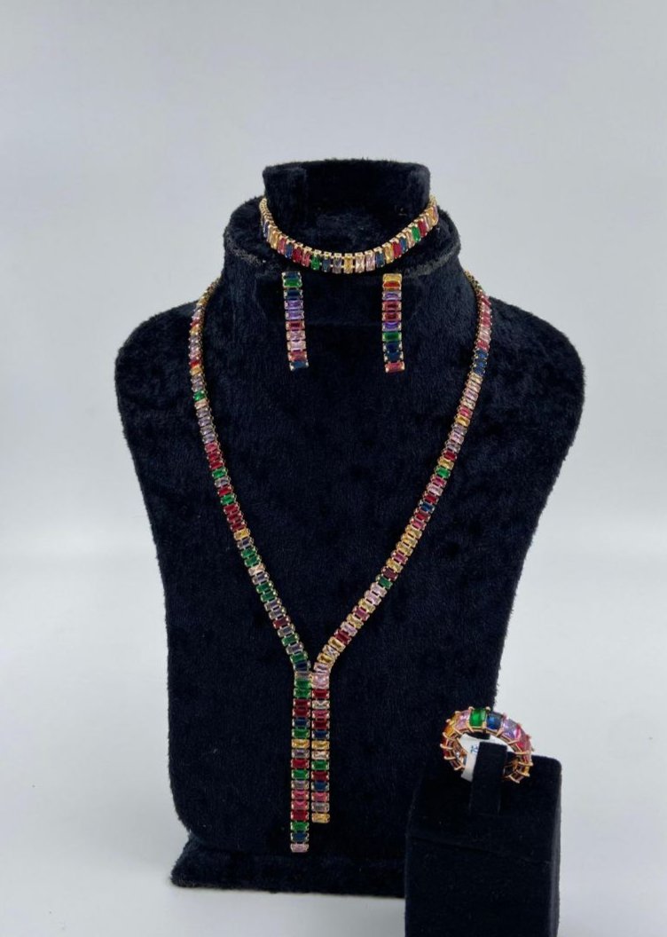 طقم تنس ملون